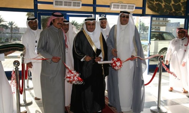 افتتاح أول معرض لسيارات الدفع الرباعي في المملكة