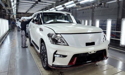 “نيسان” تبدأ تصنيع سيارة باترول “نيسمو” في مصنعها في اليابان