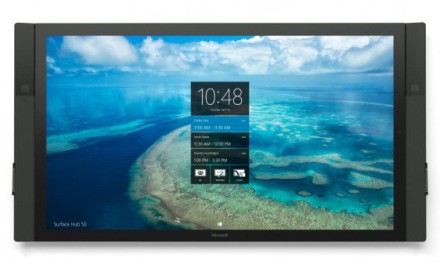 مايكروسوفت تبدأ شحن حواسب ويندوز 10 العملاقة Surface Hub