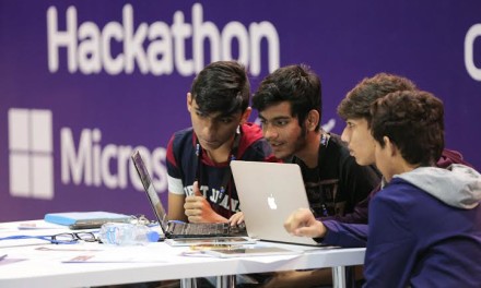 مطورو التطبيقات الإماراتيون الشباب يحققون فوزاً كبيراً في الدورة الثانية من مسابقة ’هاكاثون‘ خلال فعاليات ’أسبوع تكنولوجيا المستقبل‘