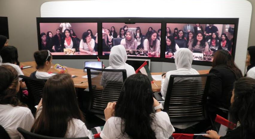 سيسكو تشجع على دمج الإناث في القطاع من خلال مبادرة “فتيات التقنية”