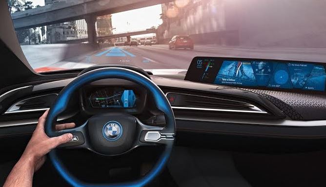 تعاون بين مجموعة BMW وإنتل و Mobileyeلطرح السيارات ذاتية القيادة بحلول العام 2021