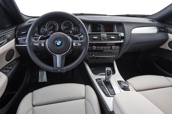 سيّارة BMW X4 M40i ترتقي بالأداء إلى مستويات أعلى
