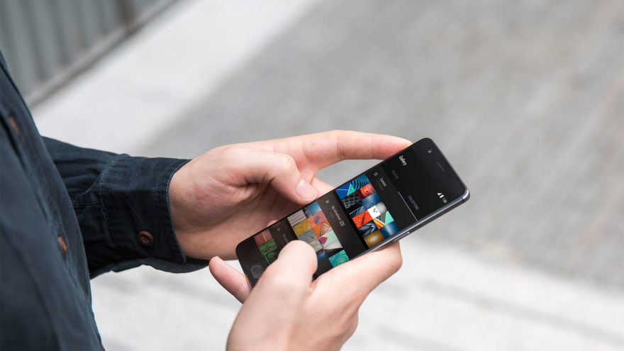 بعد نفاد الدفعة الأولى .. هاتف OnePlus 3T بنسخته 128 جيجابايت متوفر في متجر إلكتروني موثوق