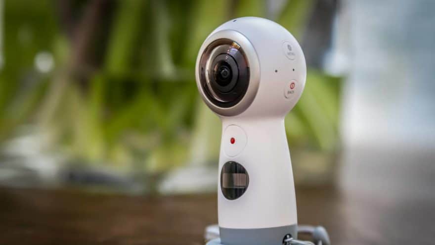سامسونج تكشف عن منصة DeX وكاميرا Gear 360