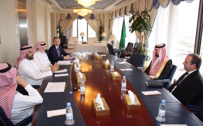 وزير الاتصالات يستقبل رئيس مجلس إدارة “زين السعودية” ورئيسها التنفيذي