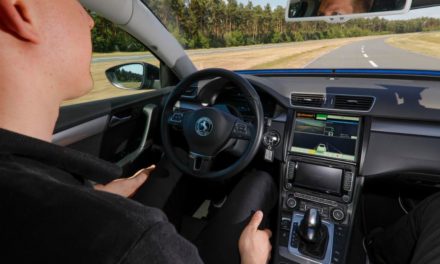 ’كونتيننتال‘ تستعرض مستقبل القيادة الآلية عالية التطوّر على الطرقات السريعة