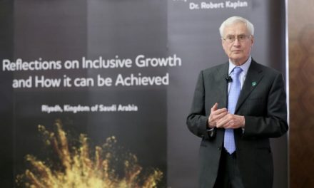البروفيسور روبرت كابلان: رؤية السعودية 2030 توفر فرصة فريدة  لبناء نظم جديدة مستدامة للنمو الشامل