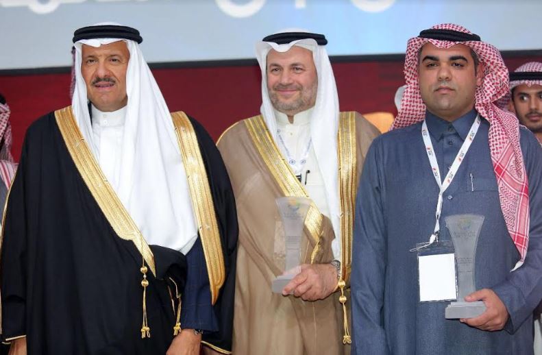 الأمير سلطان بن سلمان يكرم STC لدعمها ملتقى ألوان السعودية
