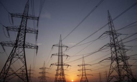 الشركة الوطنية لنقل الكهرباء تجدد مذكرة التفاهم مع شنايدر إلكتريك لتعزيز موثوقية الكهرباء في المملكة