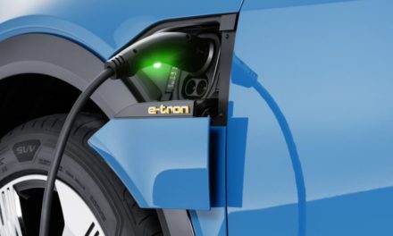 متعة قيادة السيارات الكهربائية: سيارة Audi e-tron
