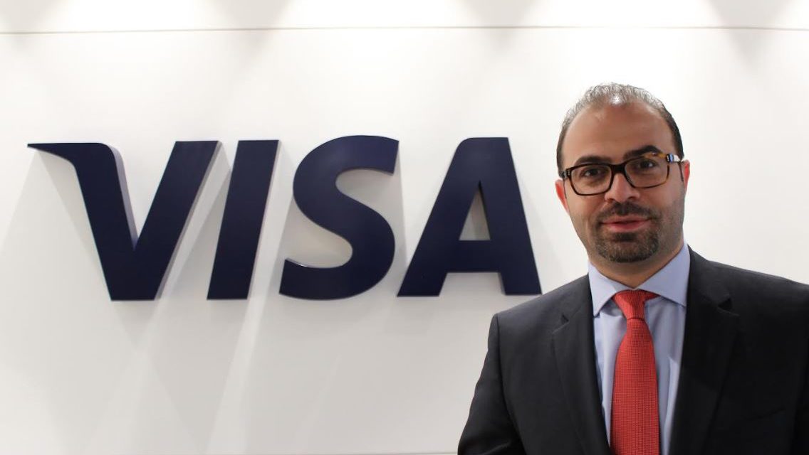 Visa تتيح خدمة Apple Pay لـحاملي بطاقاتها