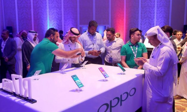 OPPO تطلق مجموعة من هواتفها الذكية في كبرى المتاجر السعودية