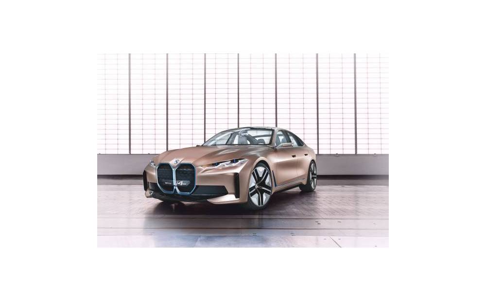 سيارة BMW Concept i4