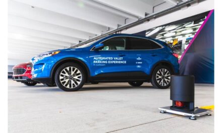 تعاون بين فورد وبيدروك وبوش لاختبار تقنية آلية رائدة مخصصة للمركبات في ديترويت لتعزيز سهولة ركن السيارات