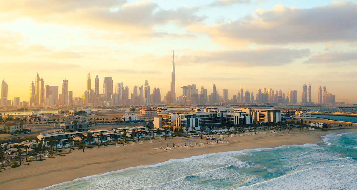 طيران الإمارات تنقل رسالة “دبي ترحب بزوارها” إلى العالم
