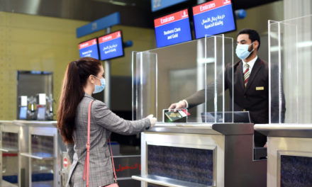 طيران الإمارات وهيئة الصحة تبدآن العمل بالتحقق الرقمي من سجلات “كوفيد-19″الطبية للمسافرين من دولة الإمارات