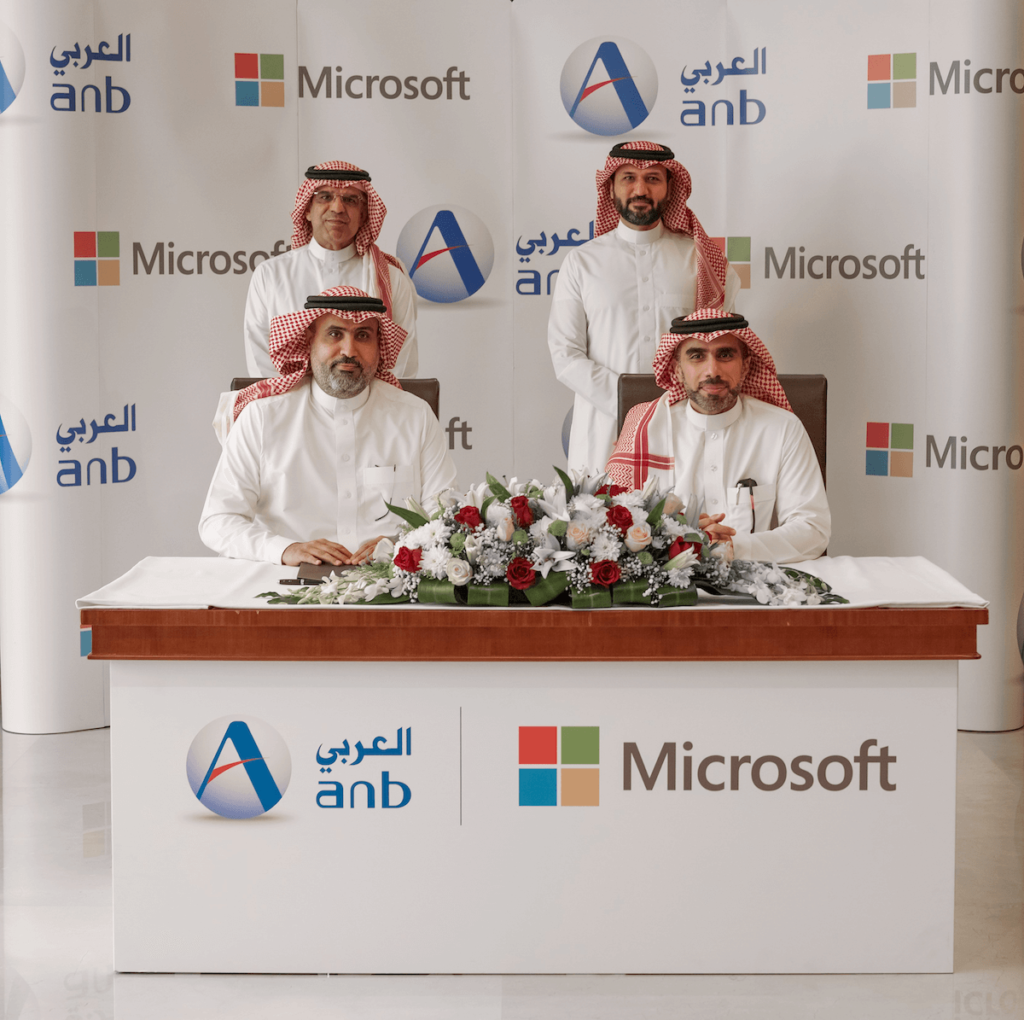 العربي الوطني يُجدد شراكته مع مايكروسوفت العربية
