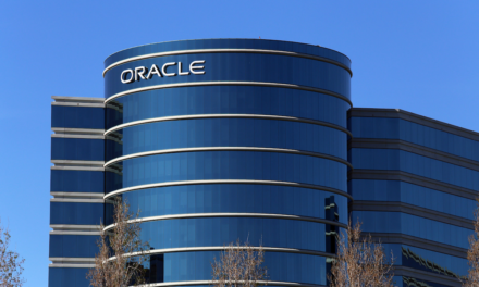 Oracle تلتزم بتشغيل عملياتها العالمية بالاعتماد على مصادر الطاقة المتجددة بحلول عام 2025