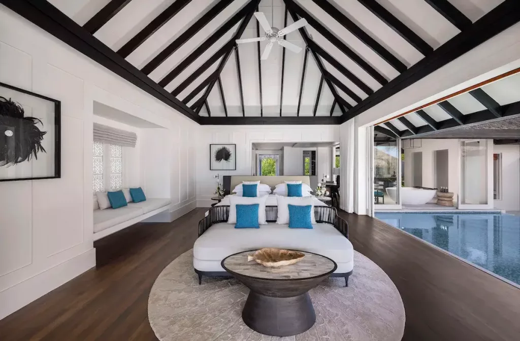 Naladhu Private Island - Ocean House - Bedroom Interior