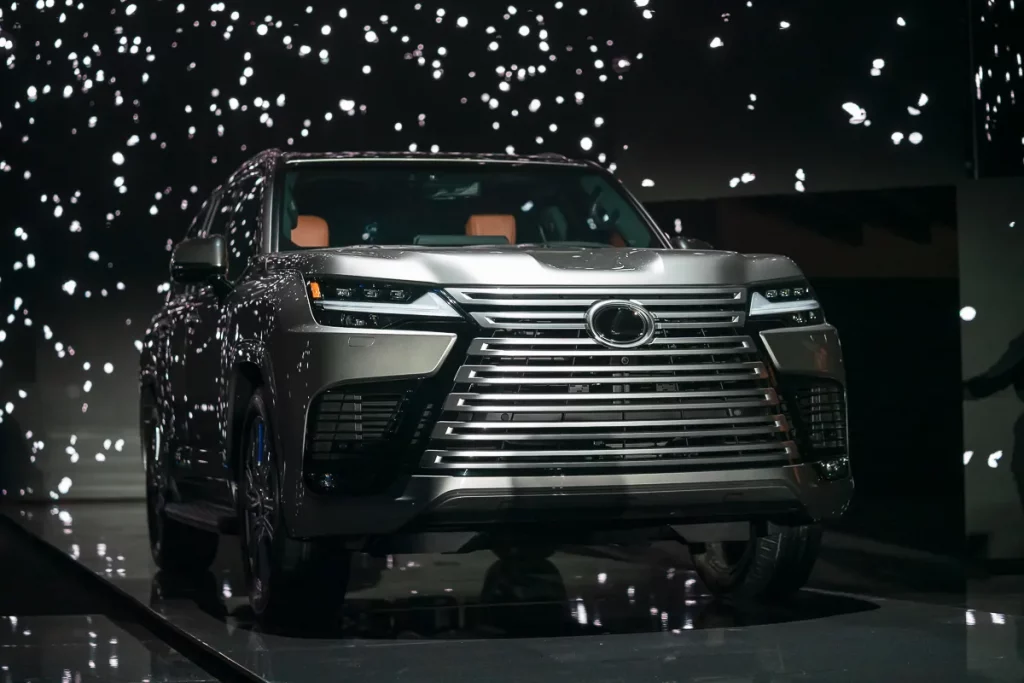 LEXUS LAUNCHES WORLD PREMIERE OF ICONIC LUXURY SUV LX IN RIYADH-Image07