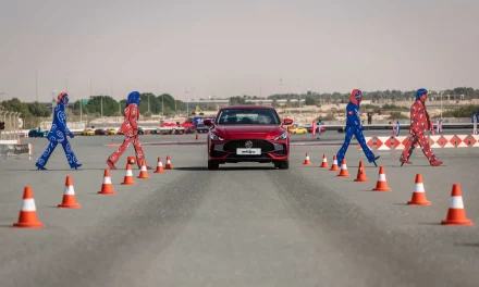 ’إم جي موتور‘ تطلق سيارة السيدان الرياضية الثورية MG GT الجديدة كلّياً للعام 2022 عبر تجربة قيادة متميّزة بعنوان London Lap