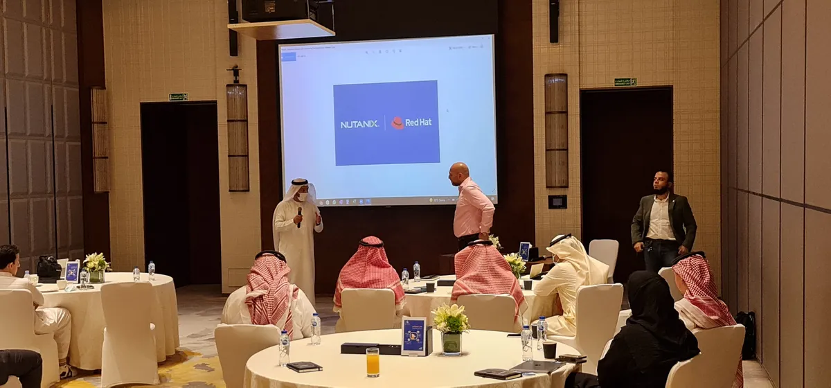 شراكة بين شركة “ريد هات” وشركة” نوتانيكس” لتقديم حلول الحوسبة الهجينة متعددة الاوساط المفتوحة للشركات فى المملكة العربية السعودية
