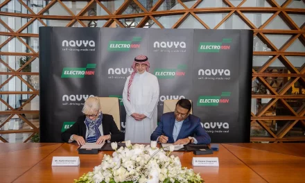 “الكترومين” توقع اتفاقية شراكة رسمية مع شركة “نافيا” لتوزيع منتجات نافيا وتقنياتها في المملكة العربية السعودية