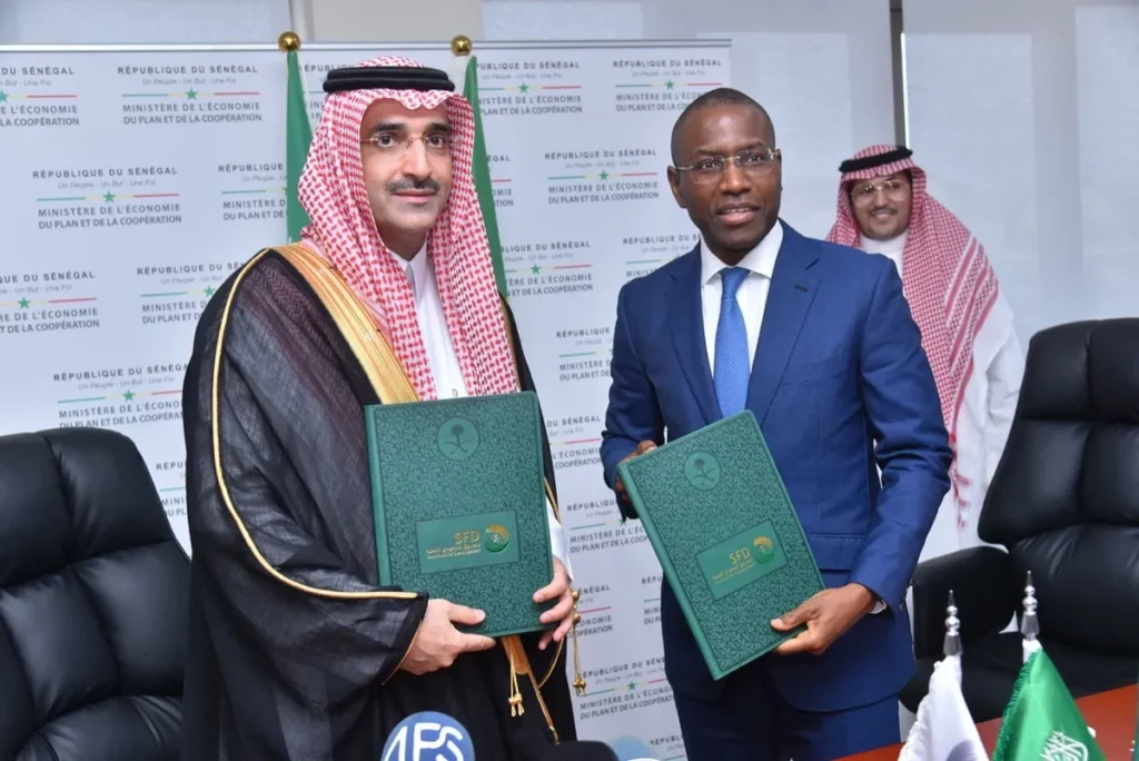 الصندوق السعودي للتنمية يوقع اتفاقية لتمويل مشروع تنموي في جمهورية السنغال3_ssict_1200_801