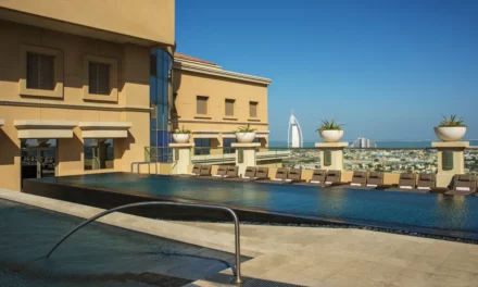 يواصل فندق شيراتون مول الإمارات فعالياته الصيفية مقدمًا لضيوفه باقة إقامة حصرية زاخرة بالمزايا والمفاجآت