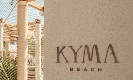 مطعم كيما يدعو ضيوفه لاختبار أروع الأجواء اليونانية الأصيلة في شاطئ بالم ويست بيتش