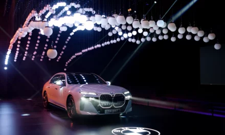 <strong>أبوظبي موتورز تطلق الطرازات الجديدة من سيارات BMW 7وسيارة i7 الكهربائية بالكامل</strong>