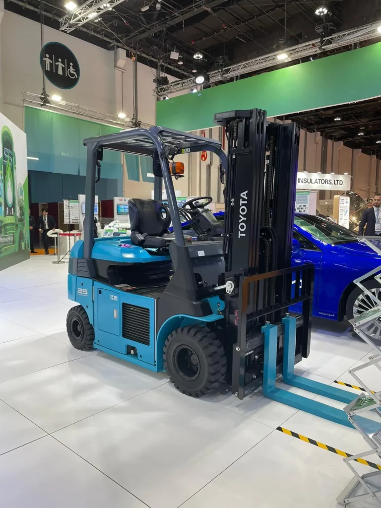Toyota Fuel Cell Forklift @ WFES 2023_ssict_1200_1600