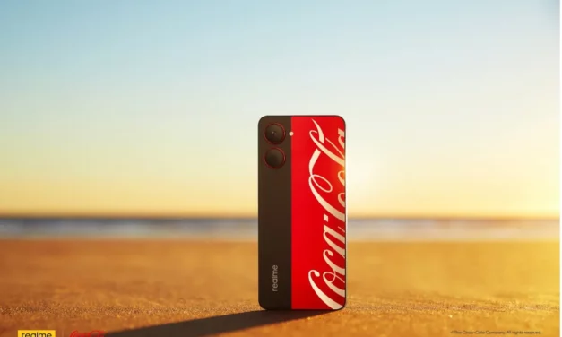 <strong>ريلمي تطرح أول هاتف ذكي</strong> <strong>بإصدار خاص يحمل علامة Coca-Cola التجارية</strong>