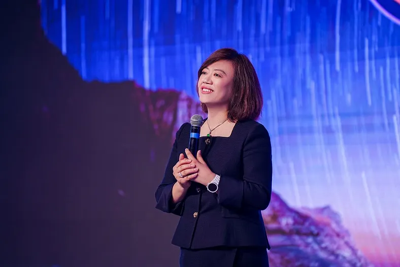 Jacqueline Shi, President of Huawei Cloud Global Marketing and Sales Service_ssict_788_526