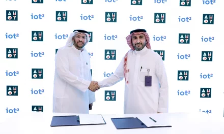 iot squared”“توقع اتفاقية مع “AHOY Technology”شراكة سعودية عالمية لتمكين أحدث الحلول اللوجستية الذكية