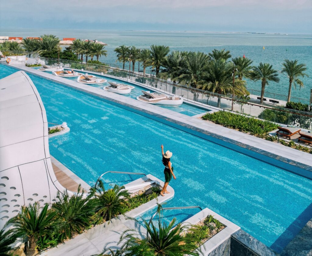 فندق رافلز الدوحة يُطلق مجموعة من العروض والتجارب الفاخرة خلال موسم الصيف2