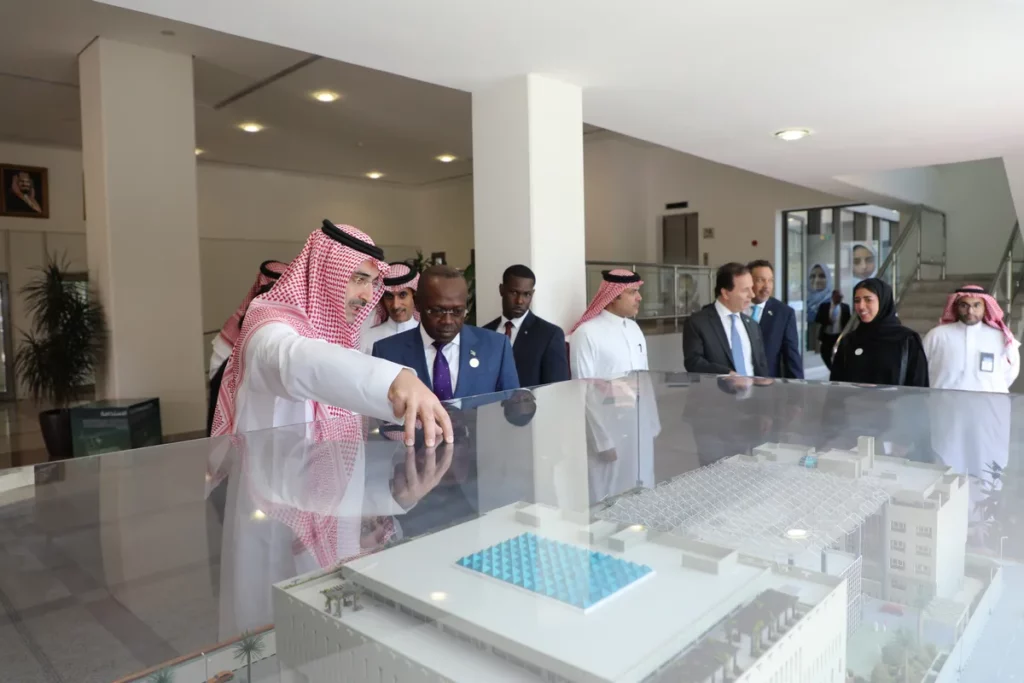 الصندوق السعودي للتنمية يوقع اتفاقية قرض تنموي بقيمة 10 ملايين دولار لتمويل مشروع إنمائي في جزر البهاما2_ssict_1200_800