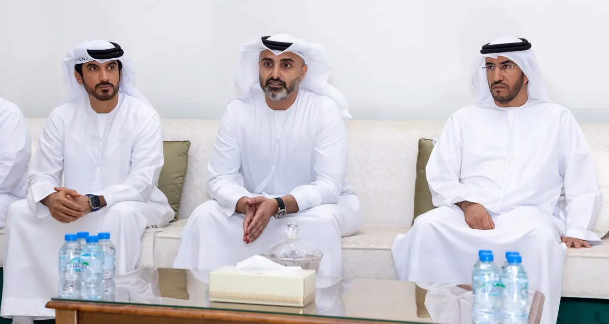 مجلس تنافسية الكوادر الإماراتية يشيد بالتزام اتصالات من e& بخطة التوطين