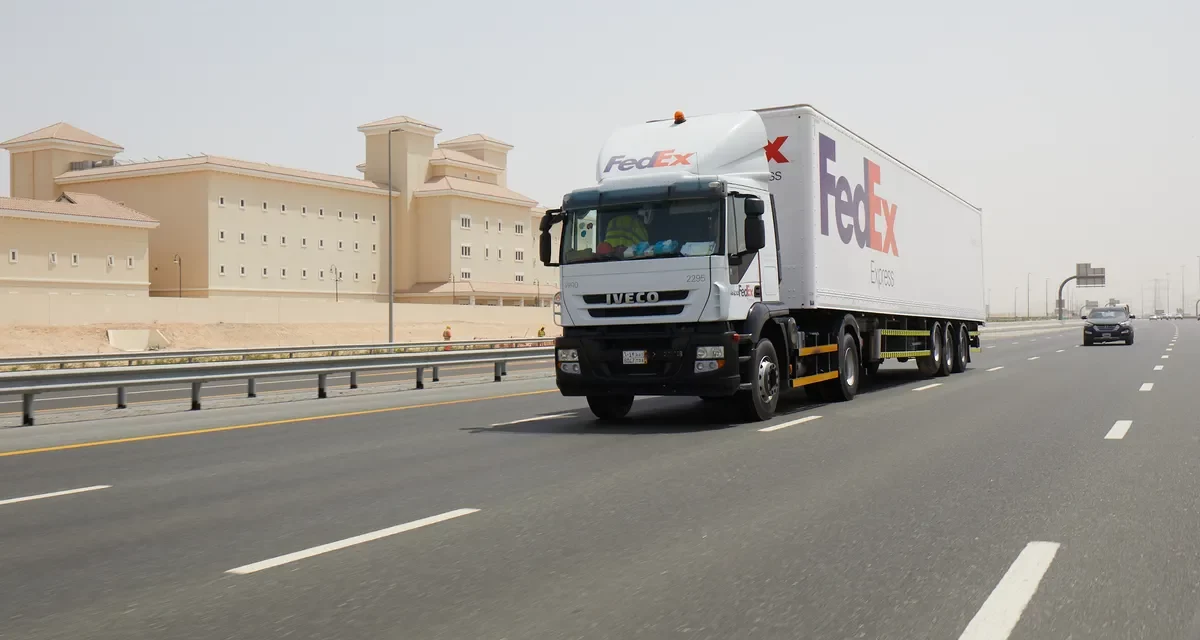 فيديكس تطلق خدماتها الإقليمية الاقتصادية في الشرق الأوسط