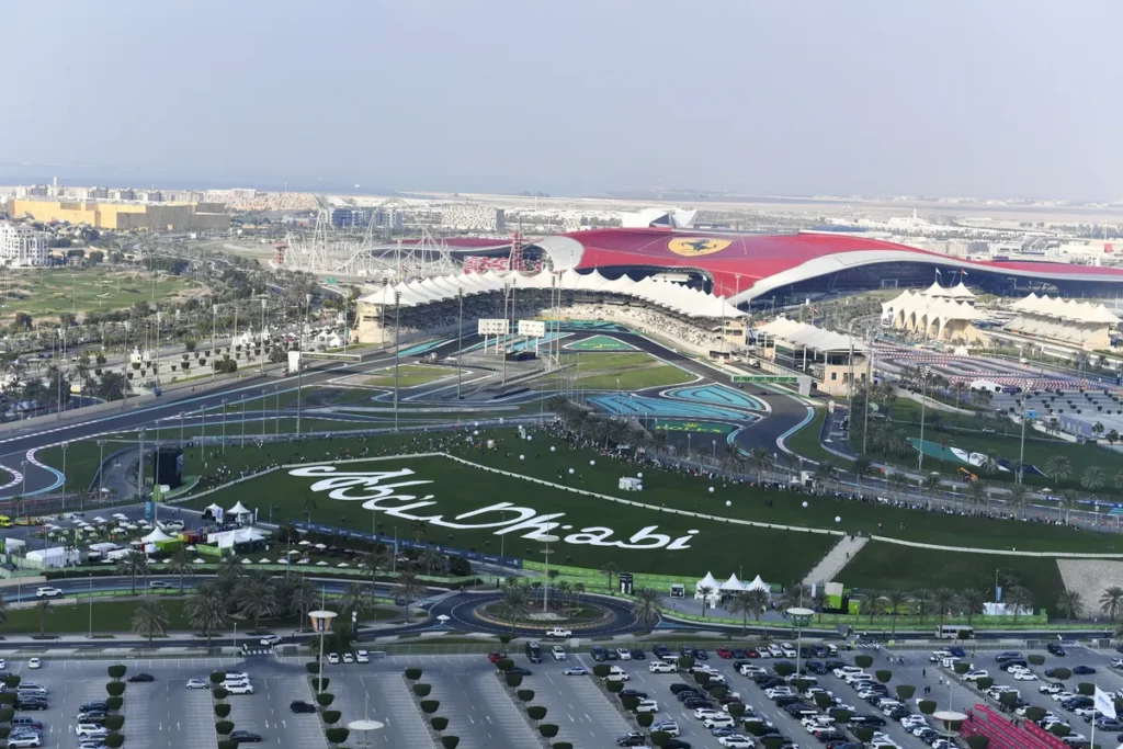 Yas Marina Circuit was certified by the FIA 3-Star sustainability programme in 2021 for its efficient practices_ssict_1200_800