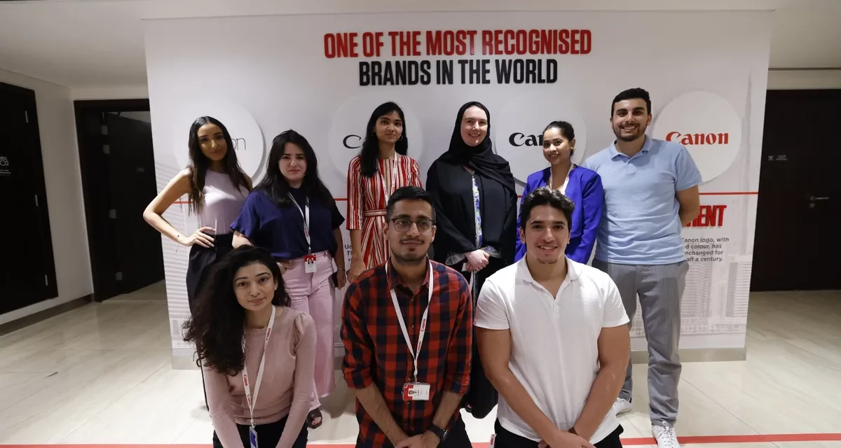 طلاب وخريجون من الإمارات يبدون آراء ثاقبة حول تطوير مهارات الشباب والنهوض بالمؤسسات