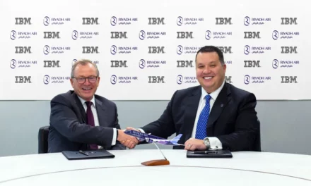 طيران الرياض يتعاون مع شركة IBM لتبني أحدث التقنيات الرقمية