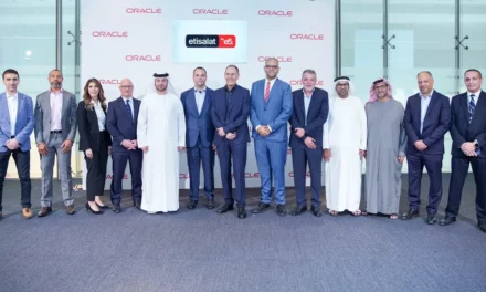  “اتصالات من إي آند” (&e) توسع شراكتها مع Oracle لتعزيز ابتكارات الذكاء الاصطناعي على منصة Oracle Cloud Infrastructure في دولة الإمارات 