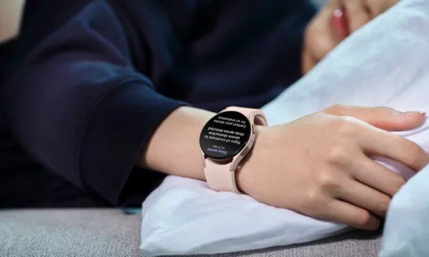 سامسونج تحصل على ترخيص إدارة الغذاء والدواء الأمريكيّة لميّزة “انقطاع التنفّس أثناء النوم” على ساعة Galaxy Watch 
