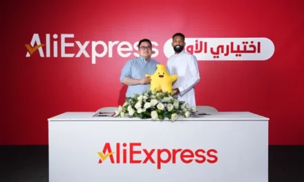 AliExpress تعلن اختيار نجمي كرة القدم السعودية سالم الدوسري وفراس البريكان كسفراء لعلامتها التجارية احتفالاً بحلول شهر رمضان المبارك