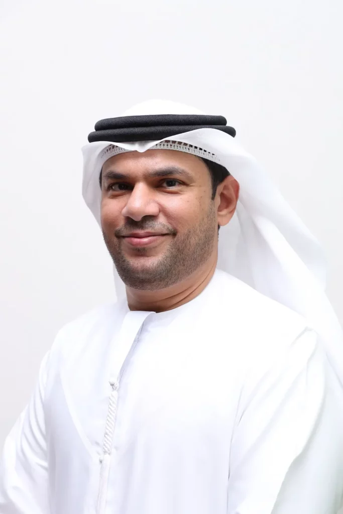 مروان بن شكر، نائب أول للرئيس لشؤون تطوير الشبكات في شركة إي آند الإمارات_ssict_1000_1500