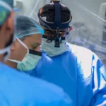 التخصصي يسجل أول حالة عالمية لسبعة تدخلات قلبية في جراحة روبوتية واحدة